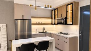 Modern suite close to government center stadium - 0