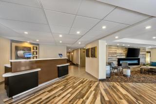 Comfort Inn Montreal Aeroport - 6