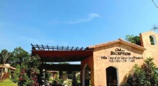 Villa Tuscany Country Resort - 8