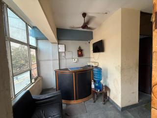Hotel Comfort Stayz 2 Inn- Sec 44 Noida - Noida - 1