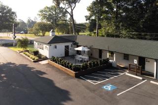 Rochambeau Roadside Inn - 2