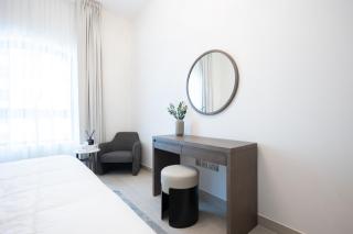 Bloomfields 1BR in Fairways 3 Yas Golf Collection - 4