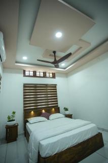 Thumpoly Beach Resort - 8