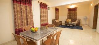Chic & Cozy Apartment - Females or couples ONLY - 0