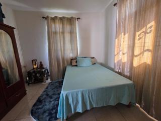 Chic & Cozy Apartment - Females or couples ONLY - 3