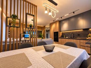 Luxury Apartment - 5