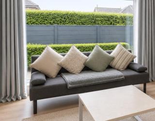 Stunning 3 BDR in Glasgow Sleeps 6 Free Parking - 0