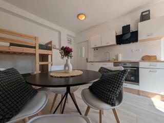 Comfy Studio For Four - 1