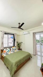 Cozy Luxury Stay - 6