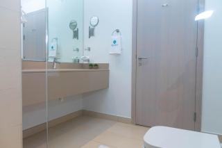 Bloomfields Fantastic 1Bedroom In Water Edge Yas - 2