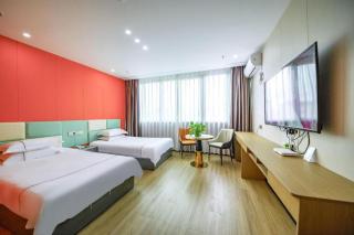 Yiwu Bairui Grand Hotel - 1