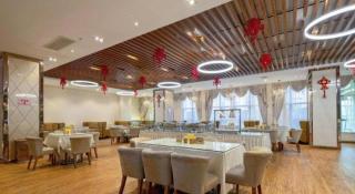Zhonglian Harbor Hotel - 3