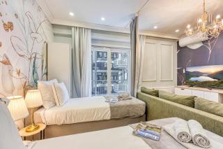 Boutique Downtown Studio Apartments - 5