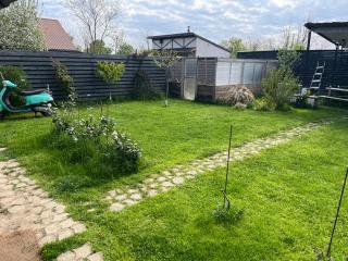 City Escape Garden Room 20 km from Bucharest - 1