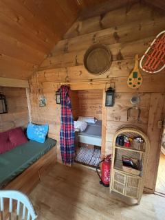 Simple and cozy cottage in scenic surroundings - 4
