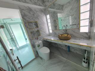 North gate heights boutique apartment - 5