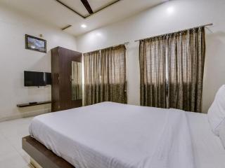 Hotel O Everest Inn Hotel - 2
