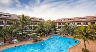 Nakhaburi Hotel & Resort - 7