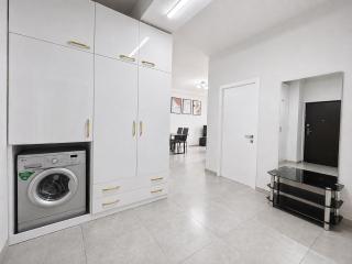 Comfort 2-Bedroom Stay in Central Yerevan - 3