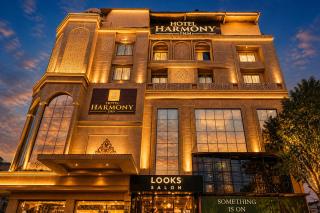 Hotel Harmony Inn - 9