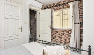Lunaria Guest House - 1