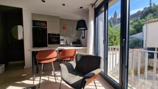 "Entrez en lice" appartement tout confort à 3 minutes à pied du château, Face à la Cité vue sublime - 0