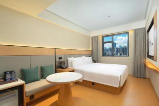 Yizhi Hotel (Taikoo Hui the Pearl River New Town Guangzhou) - Guangzhou - 2