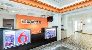 Motel 6 Beatty, NV - Death Valley - 9