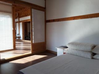 Yettle Hanok Stay - Gyeongju - 9