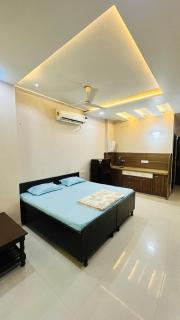 Flat in Malviya Nagar - 5