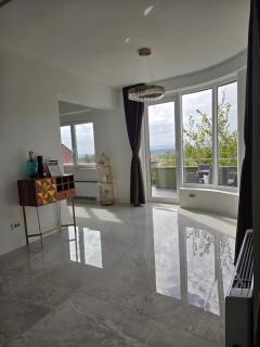 The House - 7