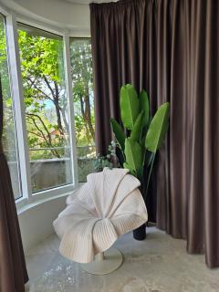 The House - 4