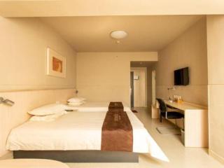 Jinjiang Inn Xianning Yinquan Avenue Hot Spring Hotel - 1
