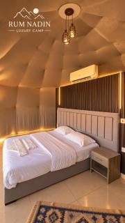 RUM NADINE LUXURY CAMP & Bubbles Hotel - 9