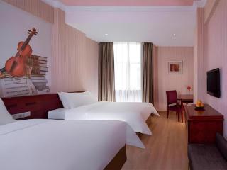 Vienna 3 Best Hotel Foshan CCTV Nanhai Movie Town - 8