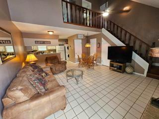 Padre Getaway Fishing Dock & Pool 2 Min to Beach - 9