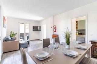 Villa - Sauna, mini-cinema, terrace & garage - 9