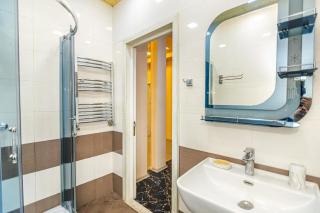 VIP Home Victoria in Nizami - 2