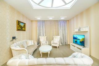 VIP Home Victoria in Nizami - 1