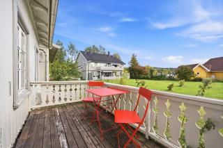 Three bedroom corporate apartment - 8