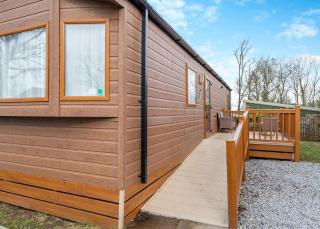 Castle Brake Holiday Park - 8
