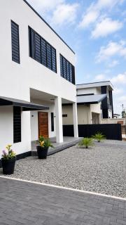 Greenview Lake Paramaribo Noord - 9