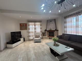 Jon's Garden Apartments - 3