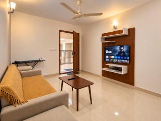 Golden Ark 2BHK Apartment Near KIMS Health, Lulu Mall, Trivandrum Airport, Technopark - 0