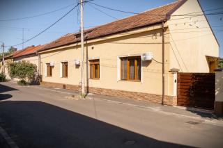 Central Family House With Self Check-in - Arad - 1