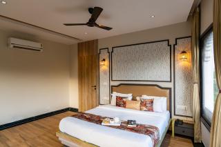 Casa Ganga by Nine Hill Stay Twin Pool 6BHK Villa FatehSagar Lake - 7