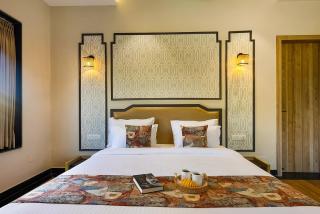 Casa Ganga by Nine Hill Stay Twin Pool 6BHK Villa FatehSagar Lake - 5