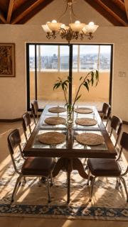 Penthouse Rooms in the Heart of Quito - 2