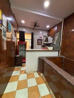 Hotel Geetanjali Inn - 8