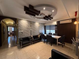 A Grand, Prime-Location Luxury Haven in the Heart of West Amman - 7